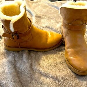 🥾👢UGG Romely Buckle boots..🥾👢